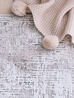 Vintage-Teppich, Mattsilber 12 Vintage-Teppich, Mattsilber -Einrichtungsgeschäft Cornhill DesignerTeppich hellgrau Mattsilber 160x230 lup3