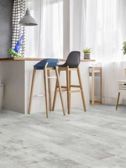 Klick-Laminat, Blue Bay White 51480 -Einrichtungsgeschäft Groendal Laminat BlueBayWhite mil3