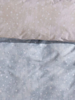 Bettwäsche, Creme/Hellblau -Einrichtungsgeschäft Lumi Bettwaesche Blau CremeHell 135x200 lup