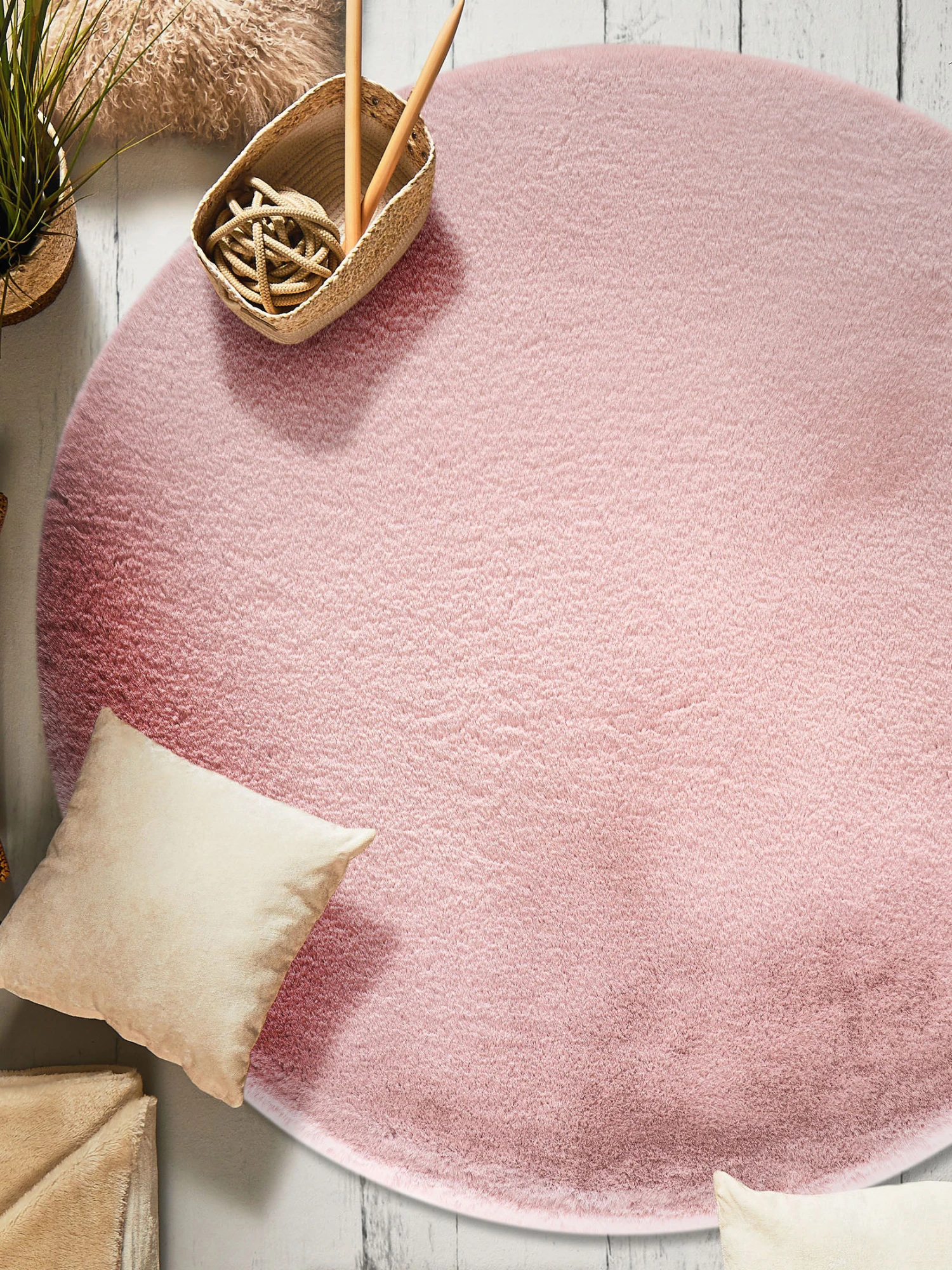 Kunstfell-Teppich, Rose 3 Kunstfell-Teppich, Rose