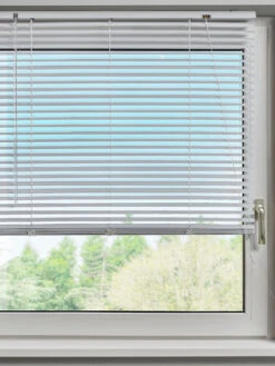 Jalousie, Weiss -Einrichtungsgeschäft Sunlight Jalousie weiss mil3