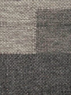 Woll-Teppich, Stone Grey 10 Woll-Teppich, Stone Grey -Einrichtungsgeschäft Vaermland WollTeppich Grau StoneGrey 170x240 lup